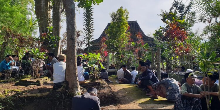 Khaul KH. Hasan Marwi dan Pembukaan Selapanan Rifaiyah Kabupaten Temanggung: Menyemai Spirit Keagamaan