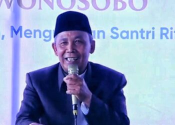 Kyai Asnal Matholib, Ungkap Karomah KH. Ahmad Rifa’i Al Jawi saat Makan di Arab