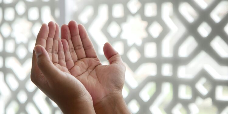 Doa Akhir dan Awal Tahun Hijriah Lengkap dengan Terjemahannya