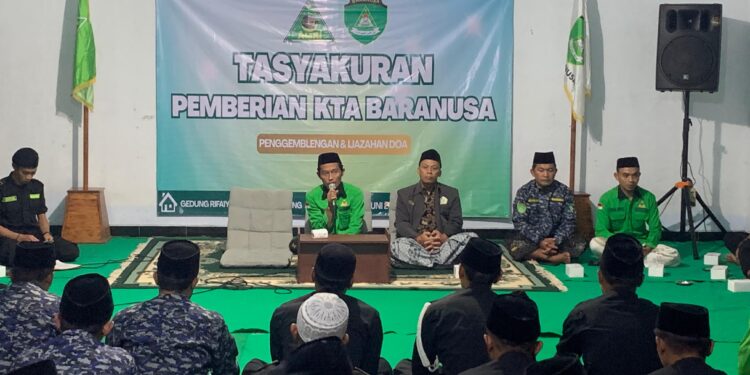 Tasyakuran Pemberian KTA Baranusa dan Penggemblengan Ijazah Do’a: Memperkokoh Kebersamaan dan Penguatan Tugas Organisasi