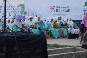 Jamaah Ummahatur Rifa'iyah Mengikuti Pembukaan Muktamar Rifa'iyah