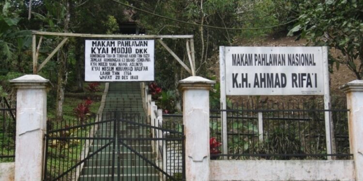 Jejak Perjuangan yang Terlacak: Reportase Mendalam Pencarian Makam Pahlawan Nasional KH. Ahmad Rifa’i di Tondano