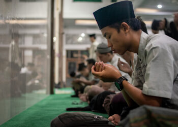 Tauhid dan Kewaspadaan dalam Kehidupan Sehari-hari