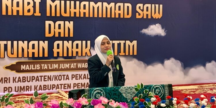 PD UMRI Pekalongan–Pemalang Gelar Maulid Nabi di Batang, Hj. Nawal: Cinta Rasul Membawa Keberkahan