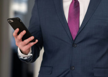 Cerbung Bayangan Anggaran