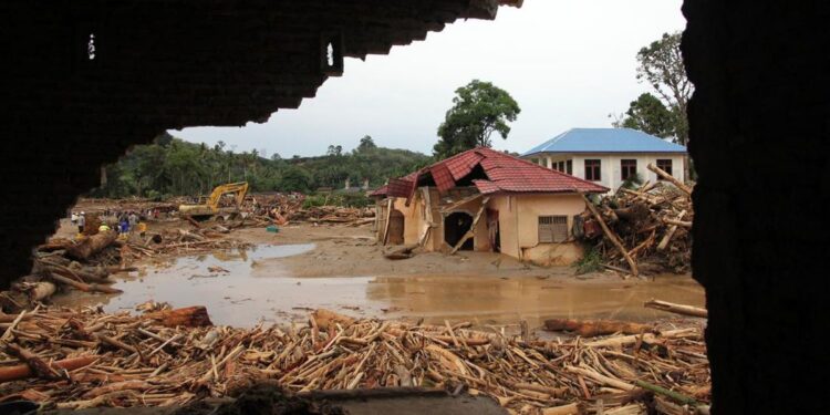 Bencana banjir dan longsor Sumatera
