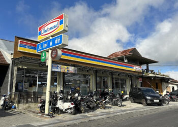 Mas’ad dan Mbah Mad