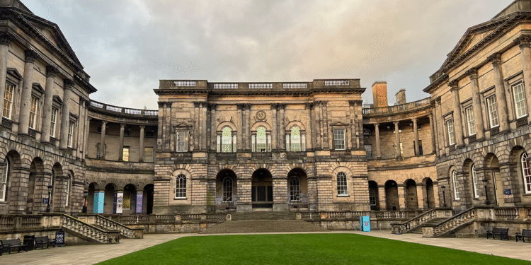 Arsip naskah Nusantara di Universitas Leiden