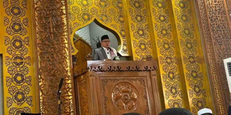 Khutbah Jumat: Memuliakan Harga Diri Bangsa – Antara Kepentingan Nasional dan Godaan Kuasa Asing