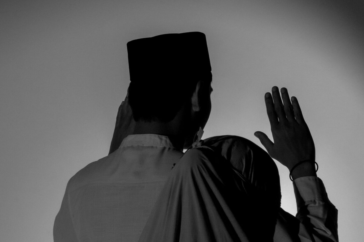 Kapan Niat Ibadah Harus Menyebut “Fardhu”?