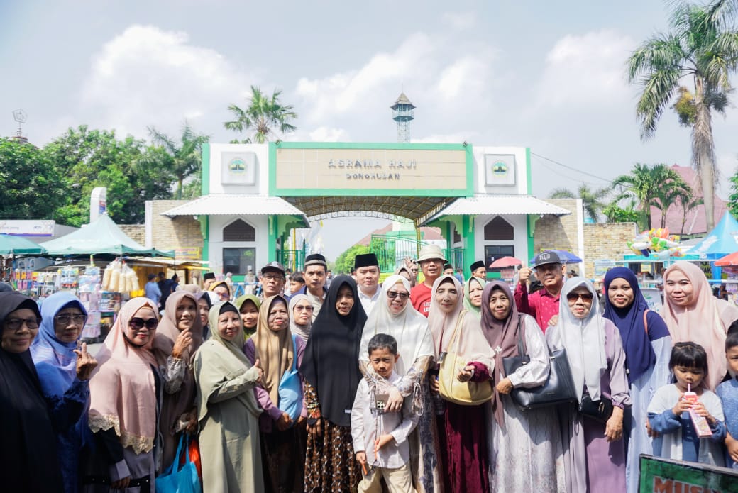 Sekjen PP Rifa’iyah Berangkat Haji, Jemaah Kesesi Antar hingga Donohudan