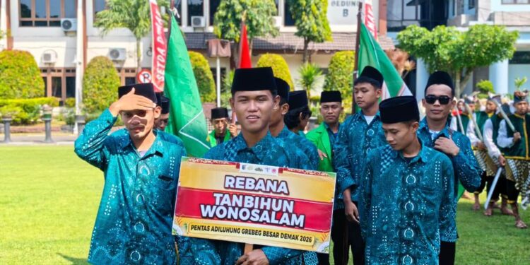 Grebeg Besar Demak 2026: Aksi Rebana Tanbihun Rifa’iyah di Iring-Iringan Patang Puluhan