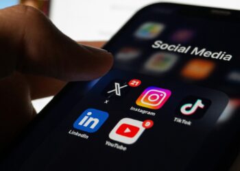 Etika Bermedia Sosial Dalam Perspektif Al-Qur’an