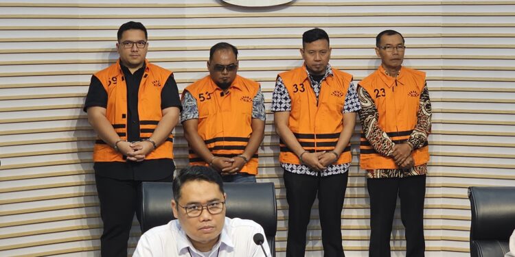 Korupsi: Krisis Hukum atau Akhlak?