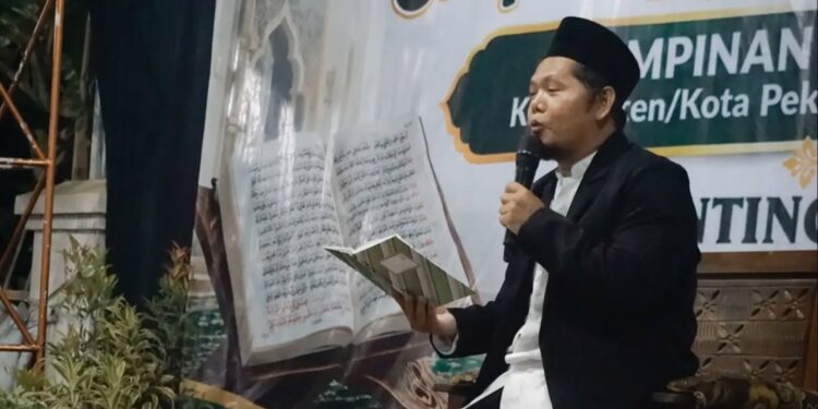 Reportase Inspiratif: Seikat Lidi di Malam Selasa Pon